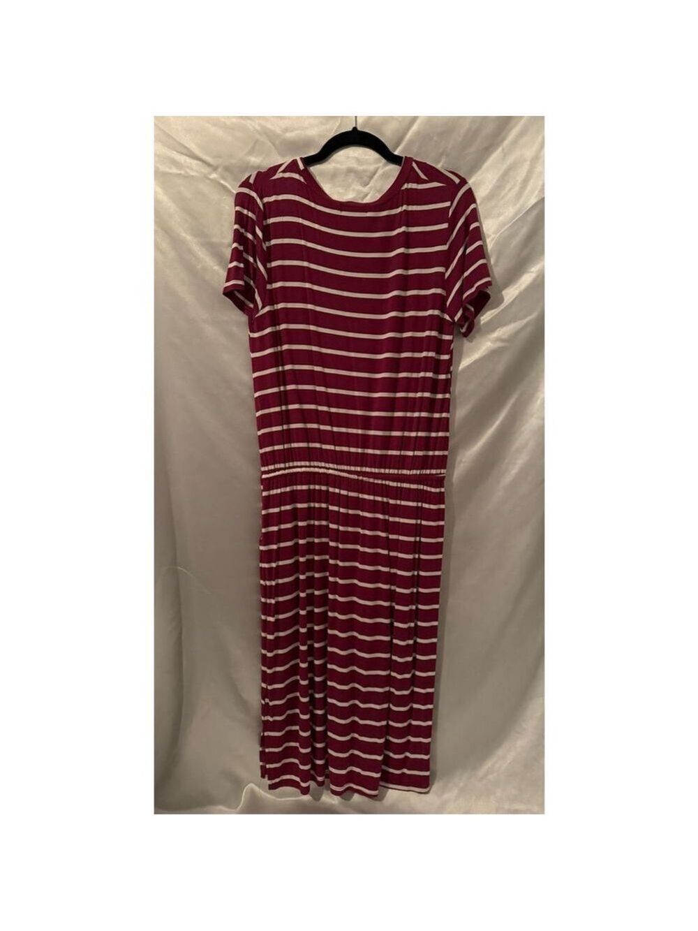 ☔️ Red and White Striped dress with cinch waistband - Picture 2 of 3